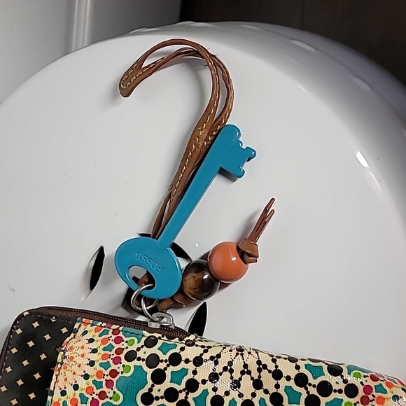 Fossil Keyper Tablet Case - Picture 3 of 5